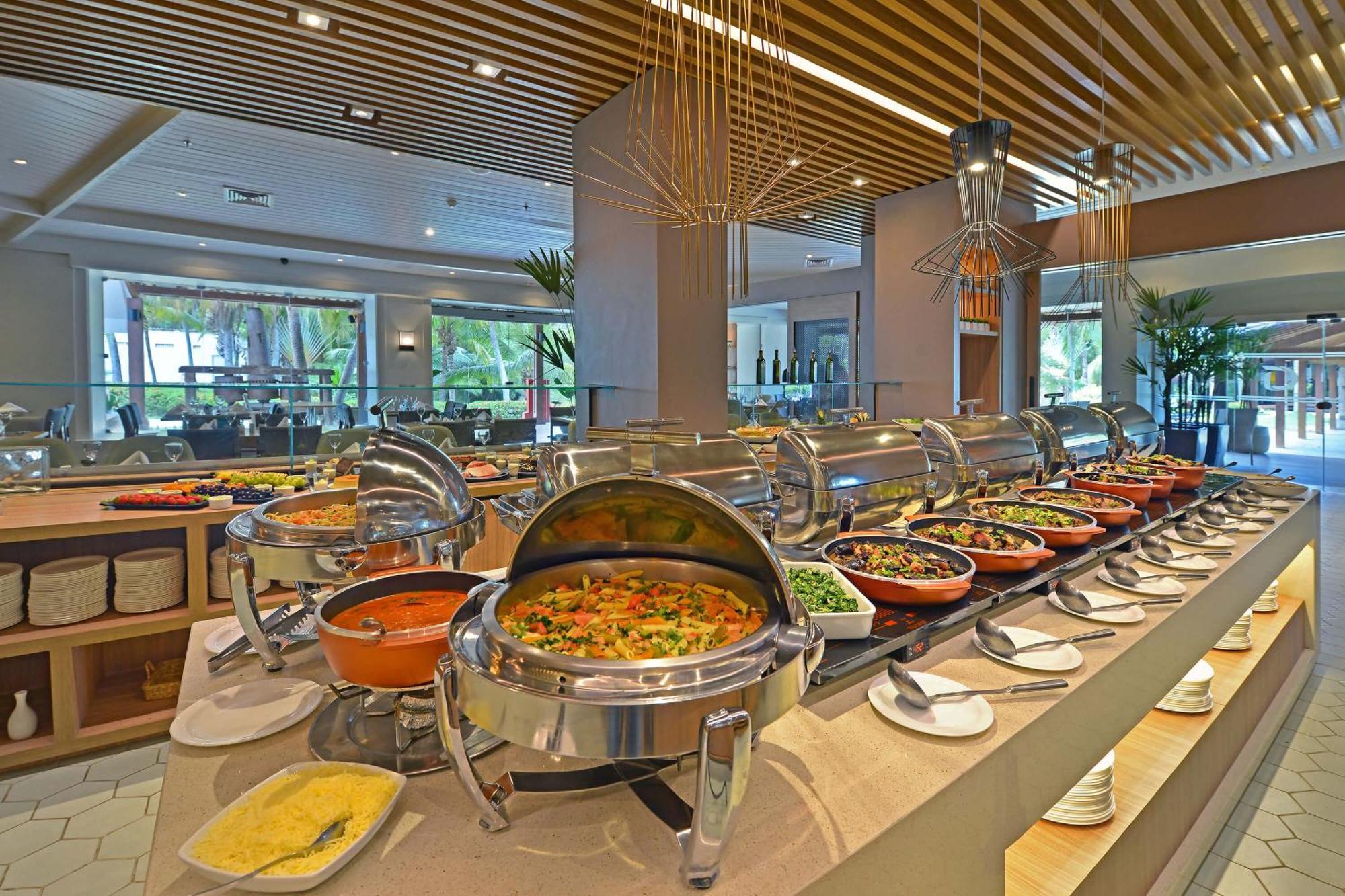 Hotel Deville Prime Salvador Kültér fotó A buffet at a hotel